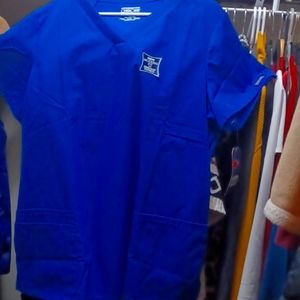 Cherokee infinity:Shirts Uniforms (2) 2XL (2) 3XL(used). Pants(1) 1LG (2) XLused